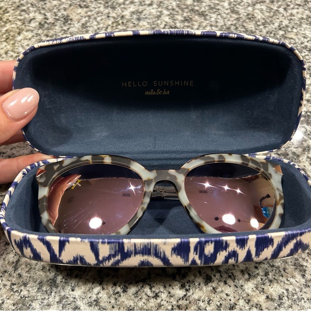 Pink Mirrored Stella & Dot Casey Sunglasses